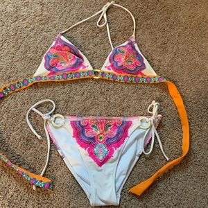 Victoria’s Secret bikini